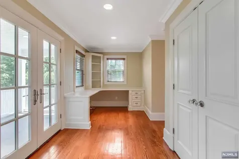 18 Golfview Drive Upper Saddle River NJ 07458