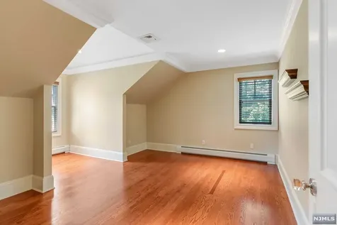 18 Golfview Drive Upper Saddle River NJ 07458