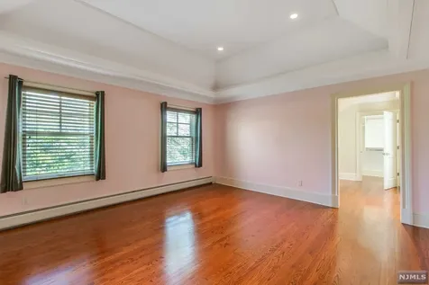 18 Golfview Drive Upper Saddle River NJ 07458