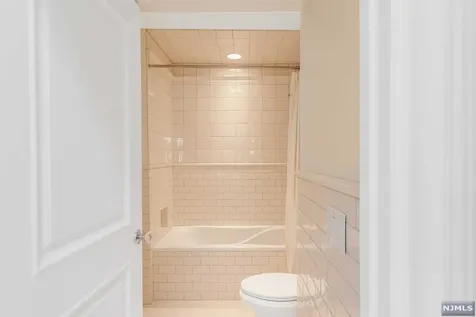 18 Golfview Drive Upper Saddle River NJ 07458