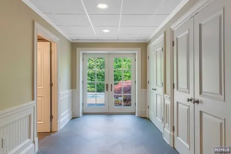 18 Golfview Drive Upper Saddle River NJ 07458