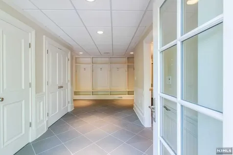 18 Golfview Drive Upper Saddle River NJ 07458