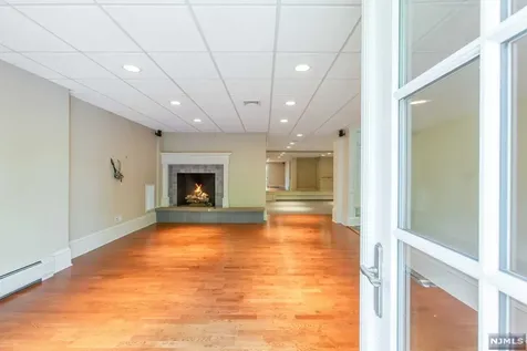 18 Golfview Drive Upper Saddle River NJ 07458