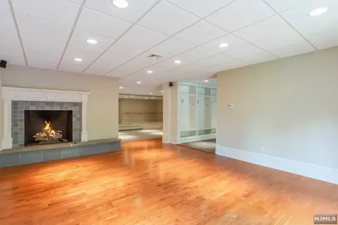 18 Golfview Drive Upper Saddle River NJ 07458
