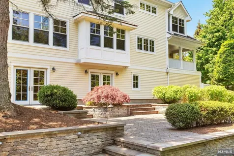 18 Golfview Drive Upper Saddle River NJ 07458
