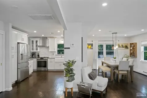 619 Cleveland Avenue River Vale NJ 07675