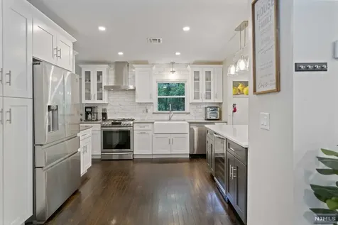 619 Cleveland Avenue River Vale NJ 07675