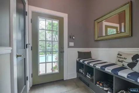 380 Meadowbrook Avenue Ridgewood NJ 07450