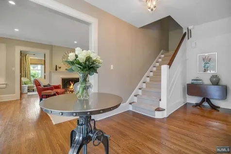 380 Meadowbrook Avenue Ridgewood NJ 07450