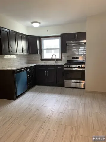 302 Miller Avenue Elmwood Park NJ 07407