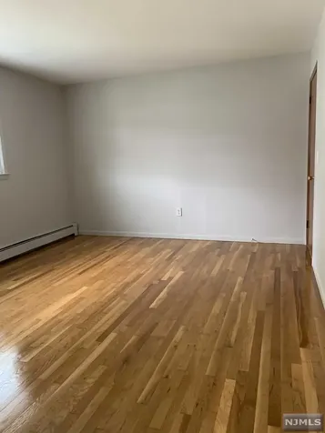 302 Miller Avenue Elmwood Park NJ 07407