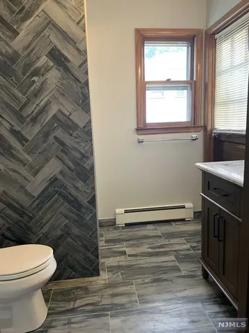 302 Miller Avenue Elmwood Park NJ 07407
