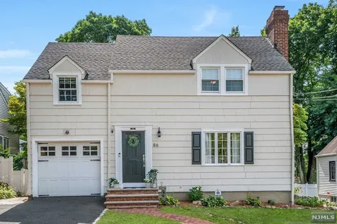 86 Chestnut Street Midland Park NJ 07432