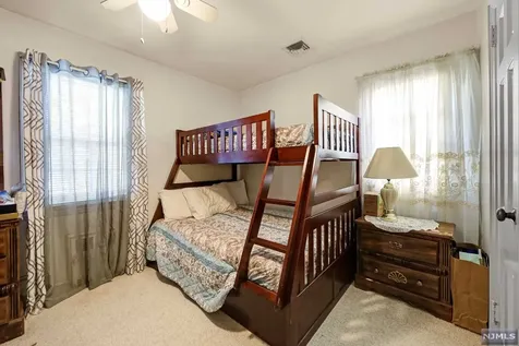 321 Windsor Road Englewood NJ 07631