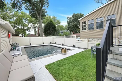 37 W Newell Avenue Rutherford NJ 07070