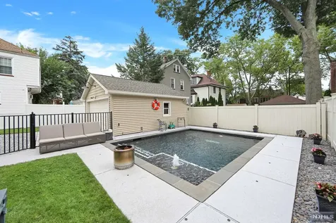 37 W Newell Avenue Rutherford NJ 07070