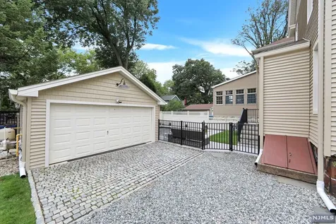 37 W Newell Avenue Rutherford NJ 07070