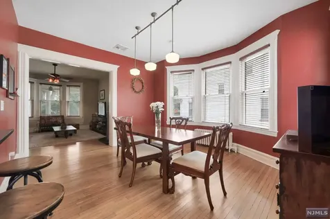 37 W Newell Avenue Rutherford NJ 07070