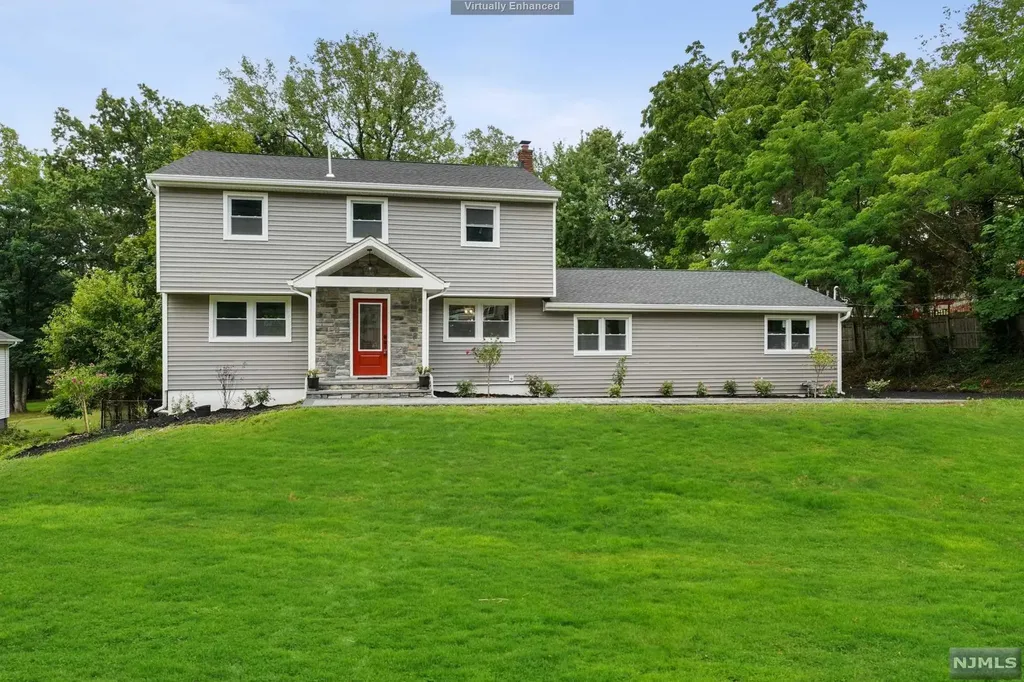 693 Blue Hill Road River Vale NJ 07675