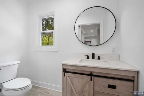 693 Blue Hill Road River Vale NJ 07675