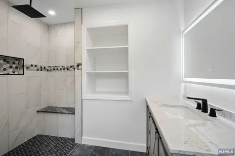 693 Blue Hill Road River Vale NJ 07675