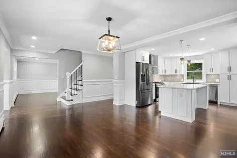 693 Blue Hill Road River Vale NJ 07675