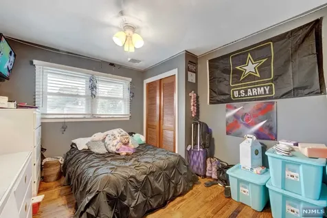 53 Minnehaha Boulevard Oakland NJ 07436