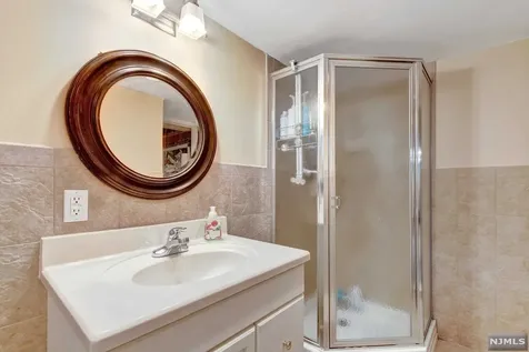 53 Minnehaha Boulevard Oakland NJ 07436
