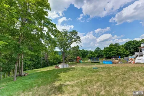 53 Minnehaha Boulevard Oakland NJ 07436