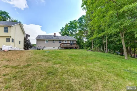 53 Minnehaha Boulevard Oakland NJ 07436