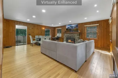 51 Hawthorne Road Wayne NJ 07470