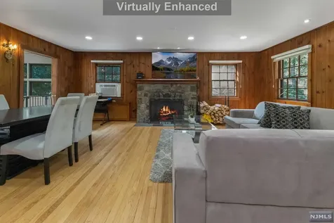 51 Hawthorne Road Wayne NJ 07470