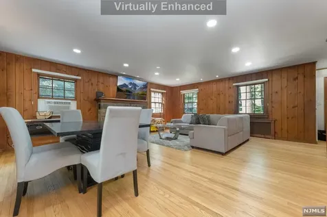 51 Hawthorne Road Wayne NJ 07470