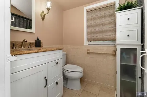 51 Hawthorne Road Wayne NJ 07470