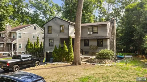51 Hawthorne Road Wayne NJ 07470