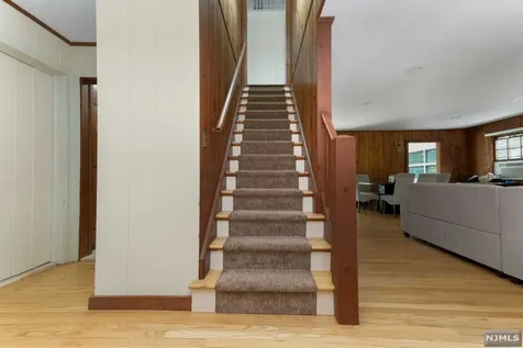 51 Hawthorne Road Wayne NJ 07470