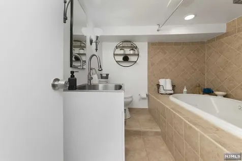 51 Hawthorne Road Wayne NJ 07470