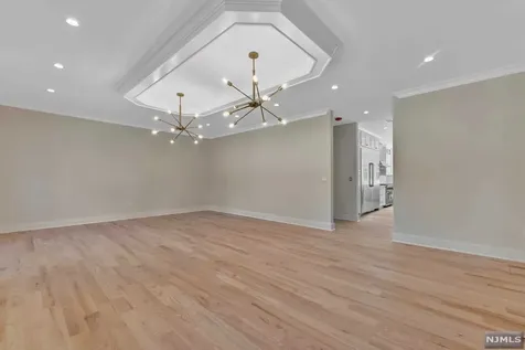 670 Laurel Lane Wyckoff NJ 07481