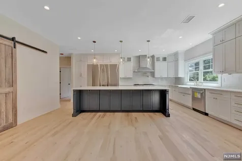 670 Laurel Lane Wyckoff NJ 07481