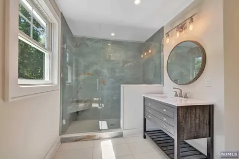 670 Laurel Lane Wyckoff NJ 07481