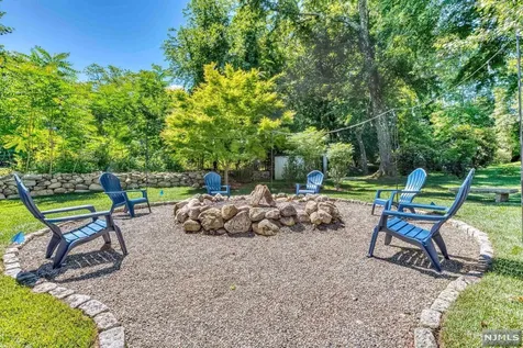 670 Laurel Lane Wyckoff NJ 07481