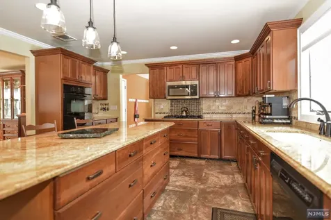 25 Joseph Place Wayne NJ 07470