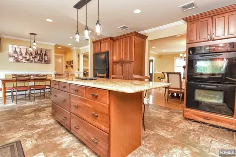 25 Joseph Place Wayne NJ 07470