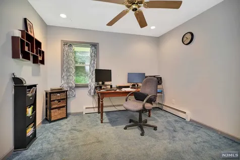 47 Windbeam Loop Ringwood NJ 07456