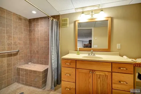 47 Windbeam Loop Ringwood NJ 07456