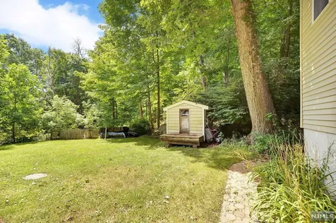 47 Windbeam Loop Ringwood NJ 07456