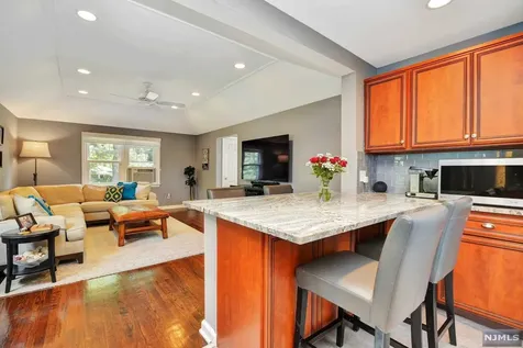 337 Bogert Avenue Ridgewood NJ 07450