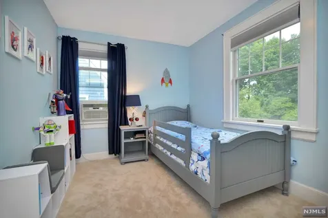 337 Bogert Avenue Ridgewood NJ 07450