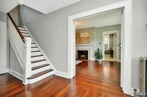 337 Bogert Avenue Ridgewood NJ 07450