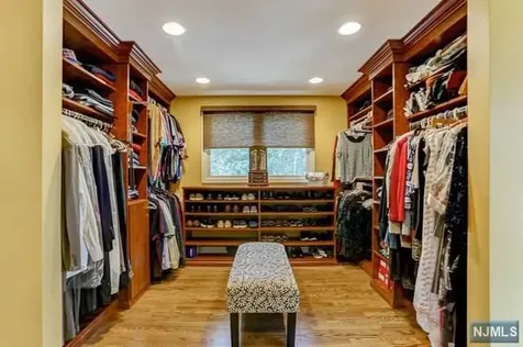 551 Hickory Street Twp Of Washington NJ 07676